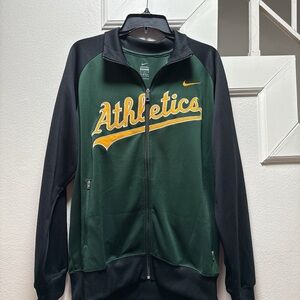 Nike Athletics Men's Green and Black Jacket